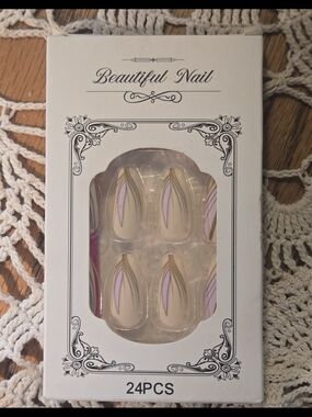 White & Pink Press-On Nails - 24 Pack